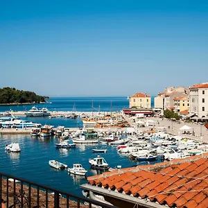 Konukevi Riva, Rovinj